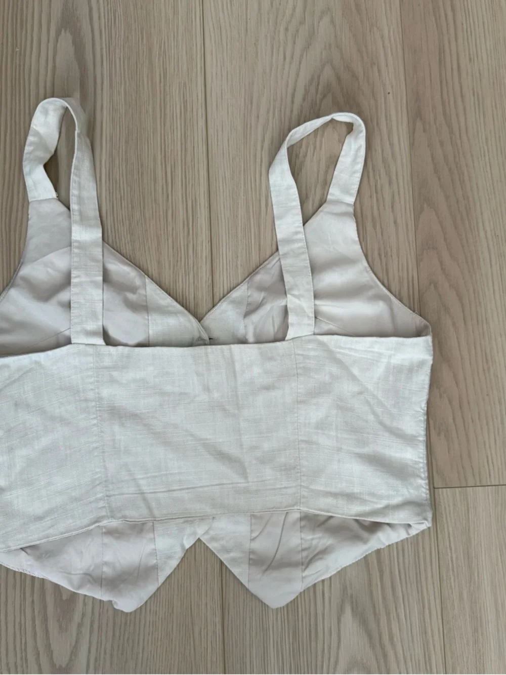 H&M Linen Blend Top - Picture 3 of 5
